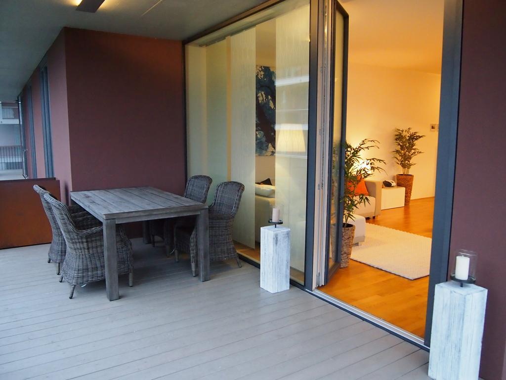 Apartment Schlosspark Am Traunsee Altmünster Стая снимка