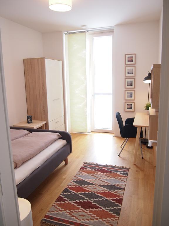 Apartment Schlosspark Am Traunsee Altmünster Стая снимка